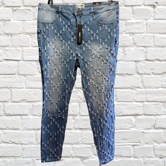 Plus Size 22 High Waist  Ripped Stretch Skinny Jeans NWT - Picture 2 of 5